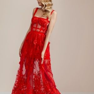 LUXURY EMBROIDERY LACE RED DRESS